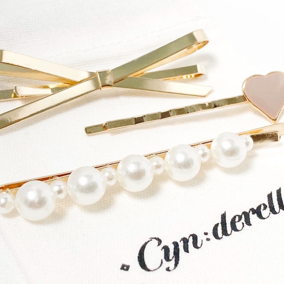 Butterfly Love Hair Clip Set *Summer Sale* - Picture 1 of 2